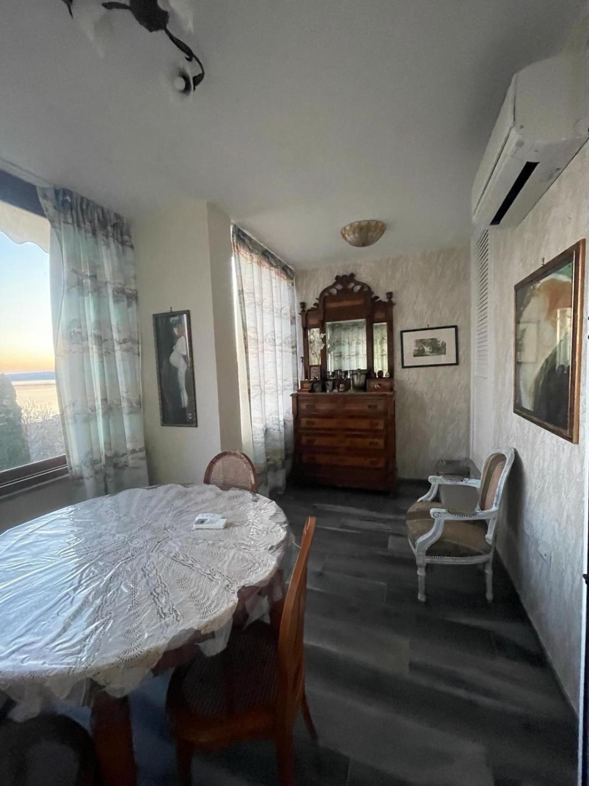 Sguardo Sul Lago Trevignano Romano Eksteriør billede